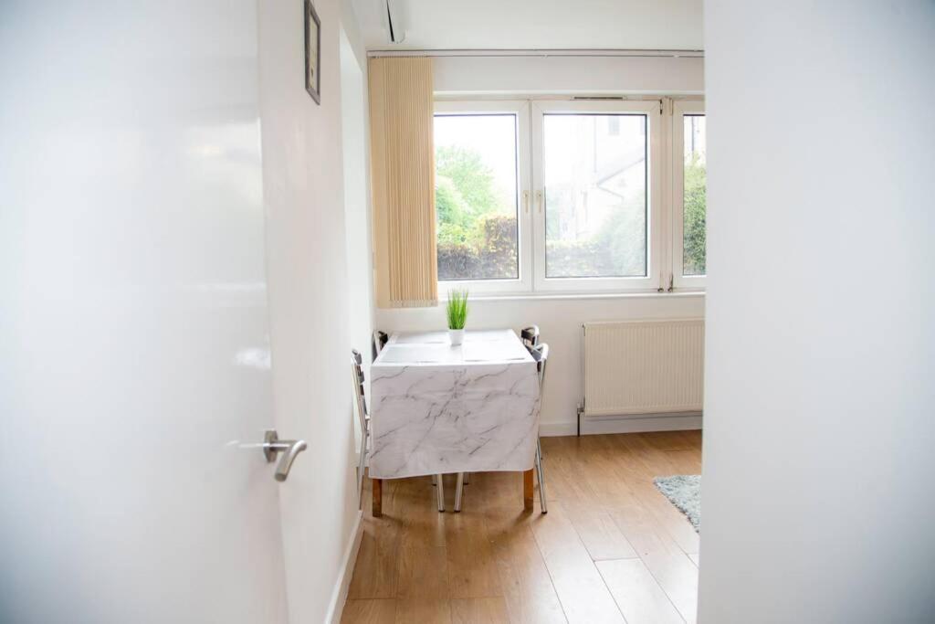 Shoreditch Hoxton Large 3 Bed Garden Flat Free Parking Aor Only London Exterior photo